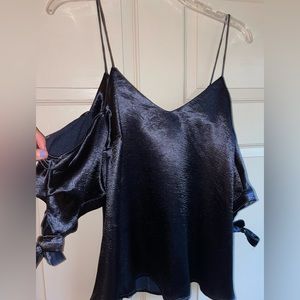 Urban outfitters woman’s satin shirt. Size small. Worn once. Navy.